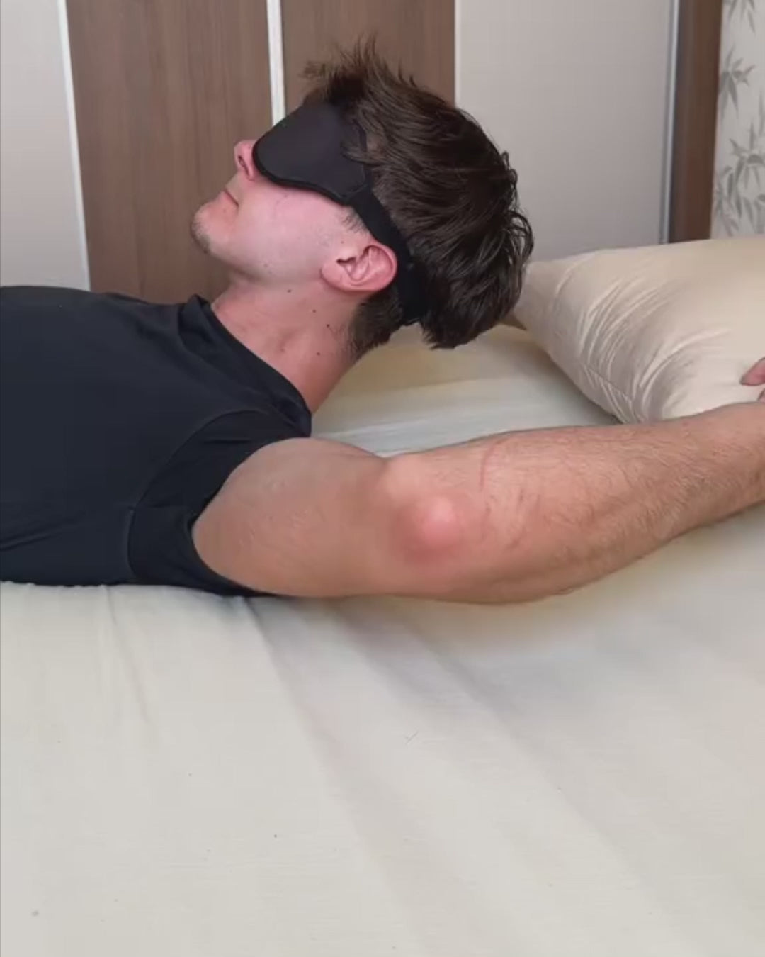Dritta Ergonomic Neck Pillow